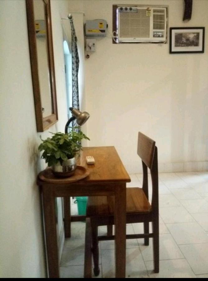 Monalisa Hostel Waranasi Zewnętrze zdjęcie