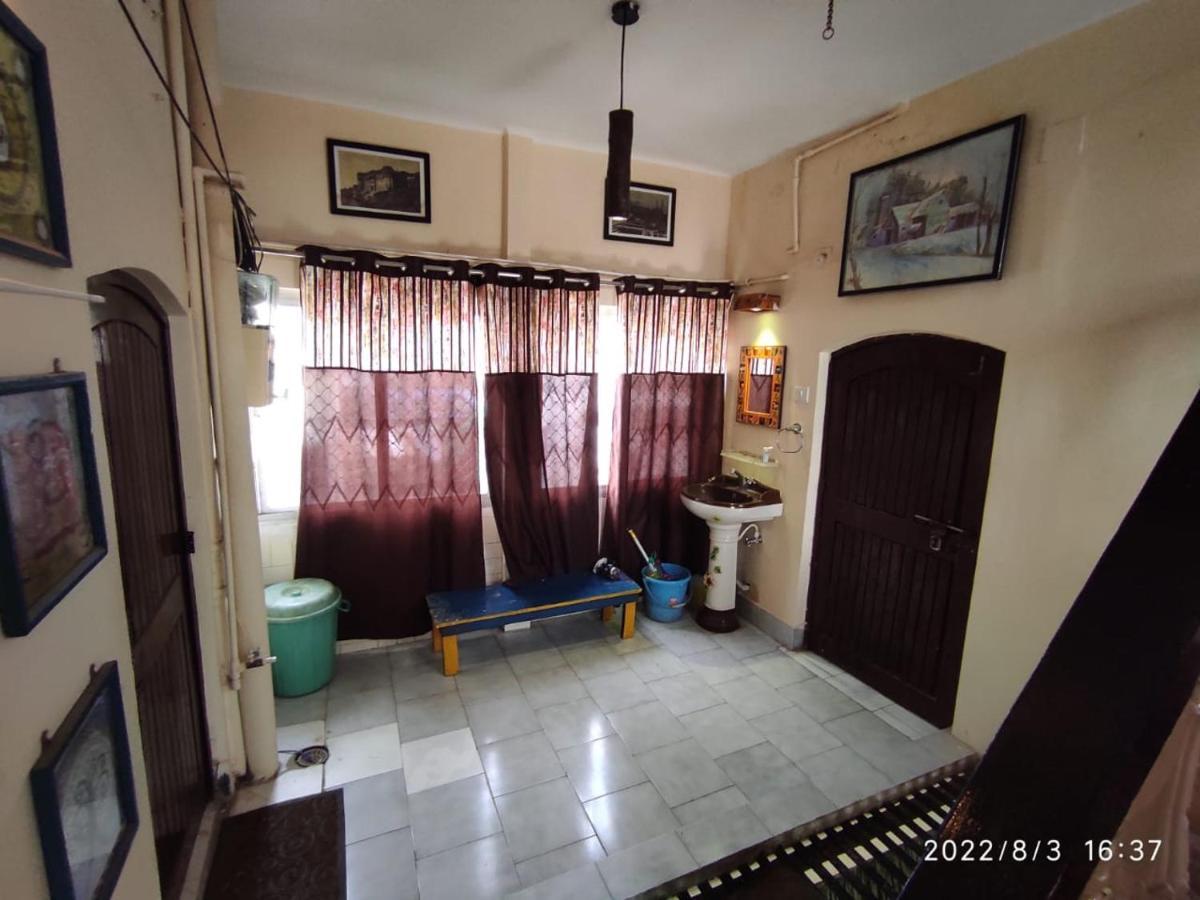 Monalisa Hostel Waranasi Zewnętrze zdjęcie